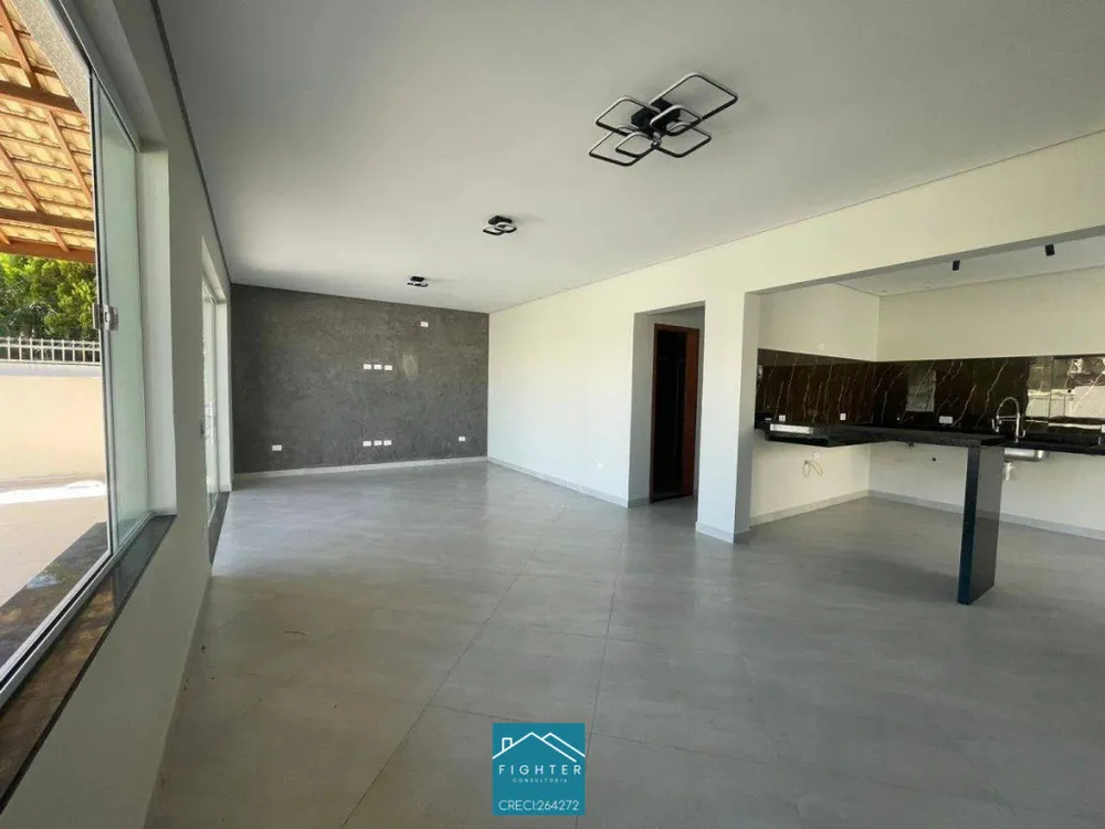 Casa, 4 quartos, 223 m² - Foto 2