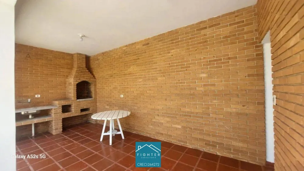 Casa, 5 quartos, 200 m² - Foto 1