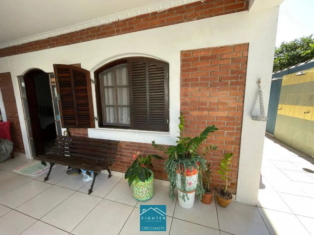 Casa, 3 quartos, 148 m² - Foto 2