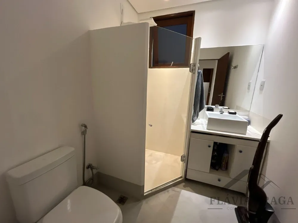 Casa, 5 quartos, 240 m² - Foto 1