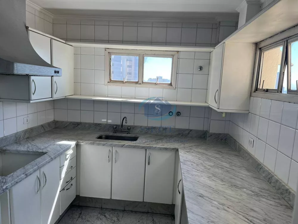 Apartamento, 4 quartos, 252 m² - Foto 2