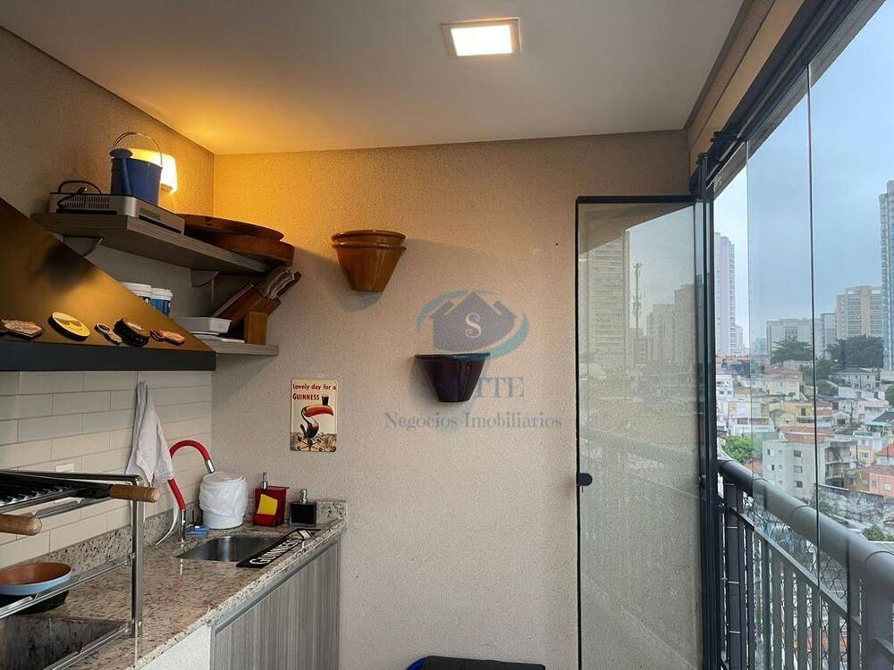 Apartamento à venda com 2 quartos, 70m² - Foto 4