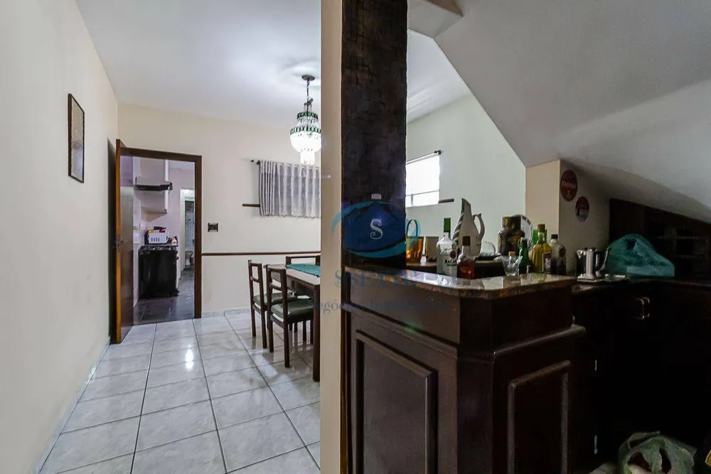 Casa, 3 quartos, 200 m² - Foto 2