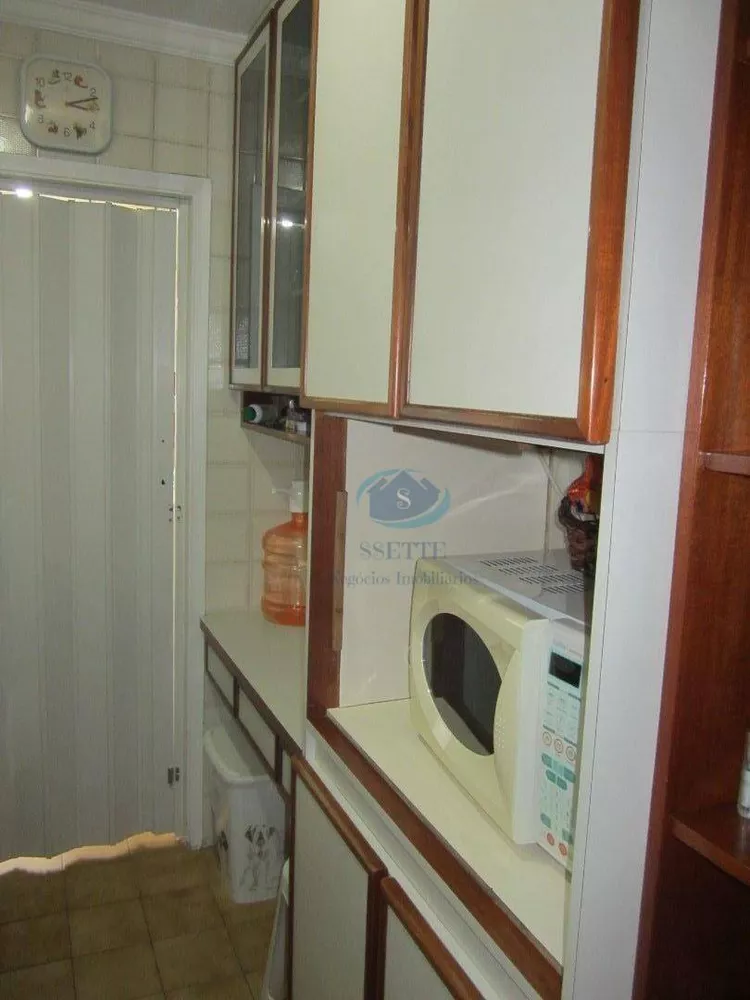 Apartamento à venda com 2 quartos, 75m² - Foto 11