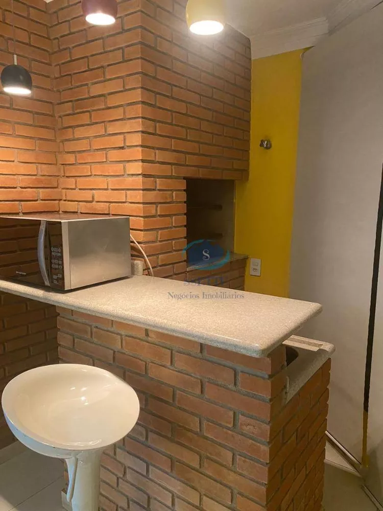 Apartamento à venda e aluguel com 3 quartos, 181m² - Foto 2