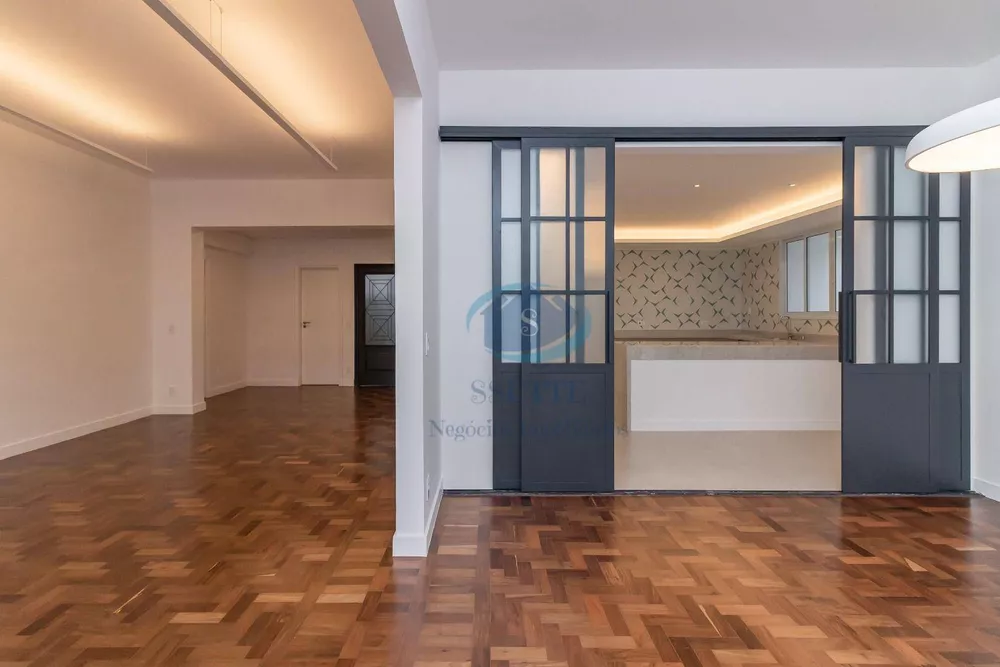 Apartamento à venda com 3 quartos, 239m² - Foto 16