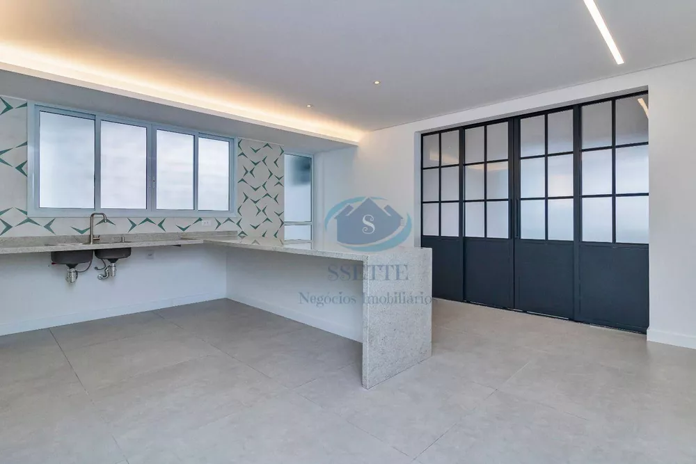 Apartamento à venda com 3 quartos, 239m² - Foto 3