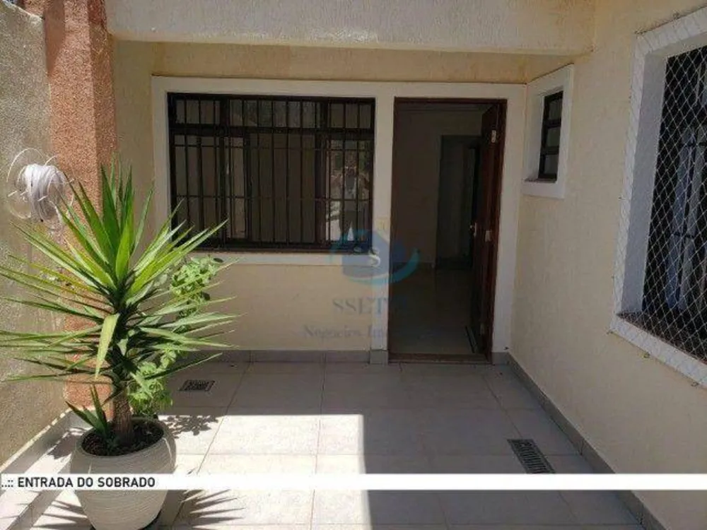 Sobrado, 4 quartos, 250 m² - Foto 1