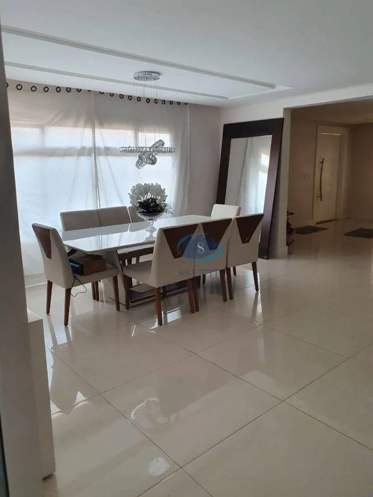 Casa, 3 quartos, 252 m² - Foto 6