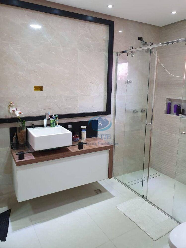 Casa, 3 quartos, 252 m² - Foto 2