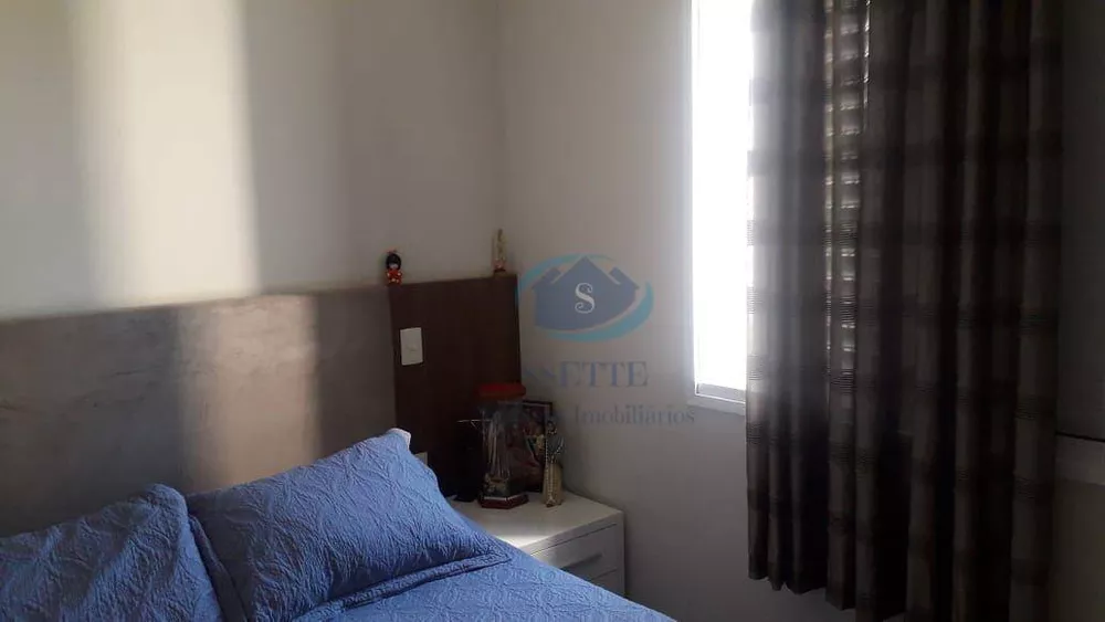 Apartamento à venda com 3 quartos, 94m² - Foto 2