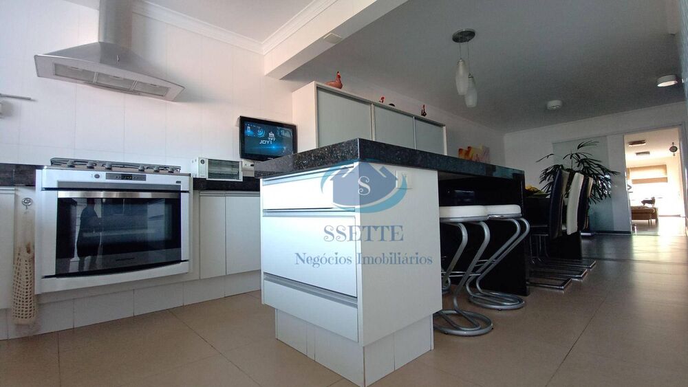 Sobrado, 3 quartos, 300 m² - Foto 8