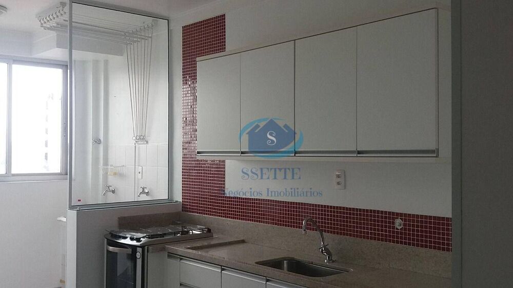 Apartamento à venda com 2 quartos, 76m² - Foto 2