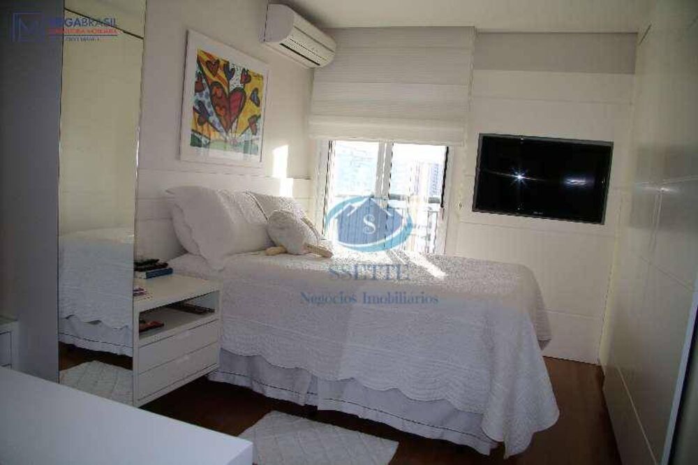 Apartamento, 4 quartos, 216 m² - Foto 11
