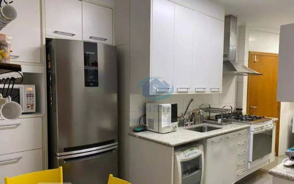 Apartamento para alugar com 3 quartos, 103m² - Foto 12