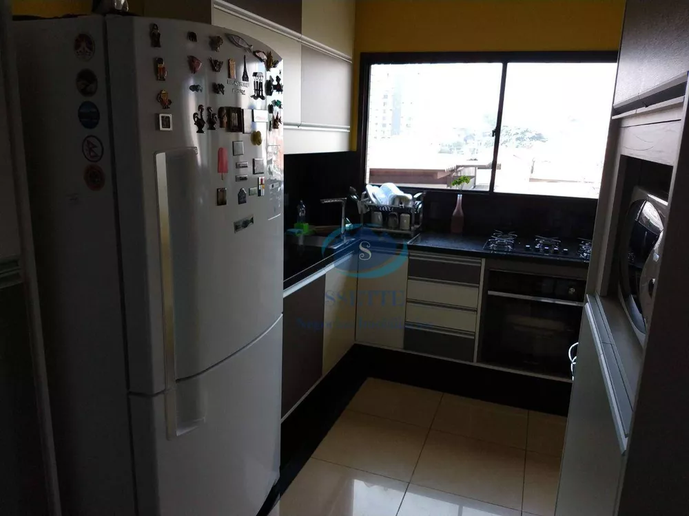 Apartamento, 3 quartos, 180 m² - Foto 11