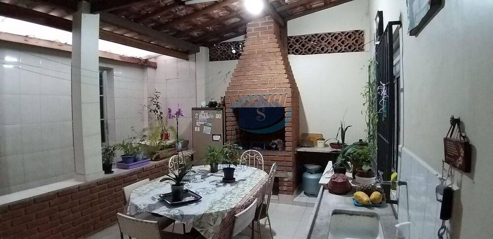 Sobrado, 2 quartos, 165 m² - Foto 1