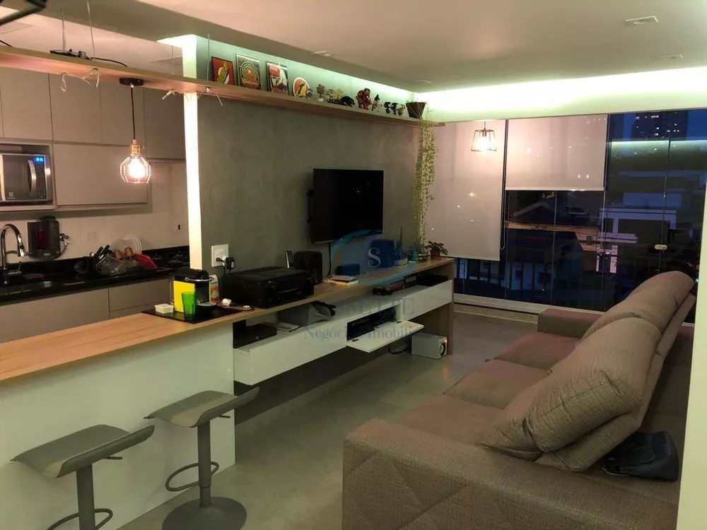 Apartamento à venda com 2 quartos, 60m² - Foto 1