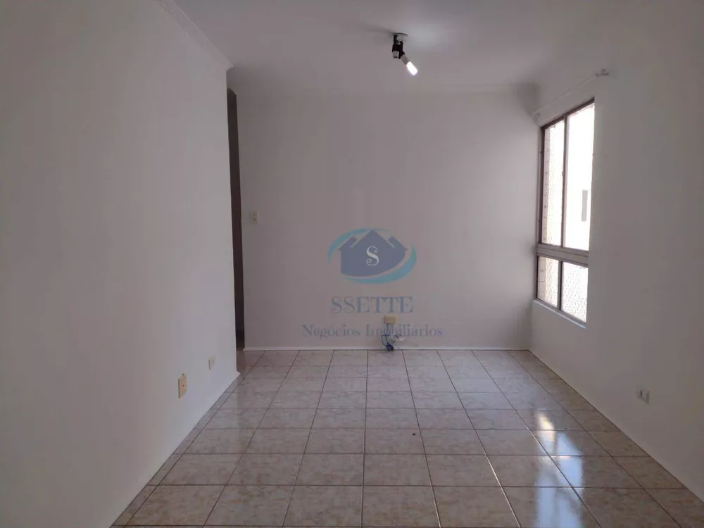 Apartamento à venda com 2 quartos, 50m² - Foto 3