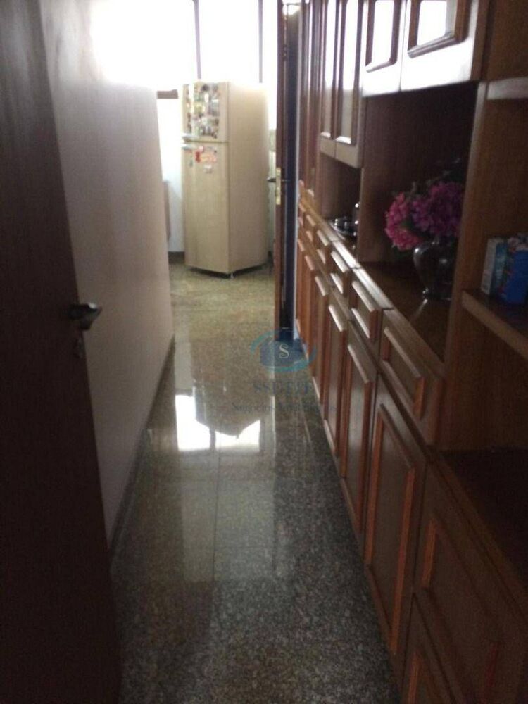 Apartamento à venda com 4 quartos, 300m² - Foto 3