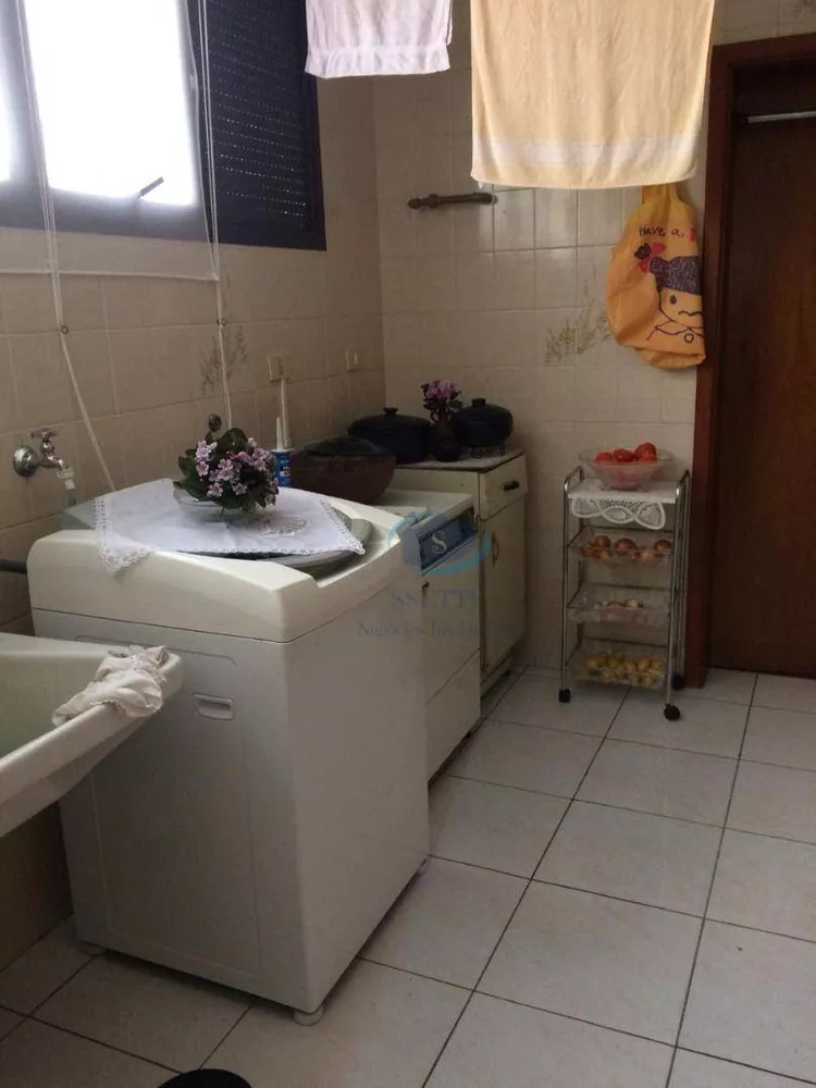 Apartamento à venda com 4 quartos, 300m² - Foto 8