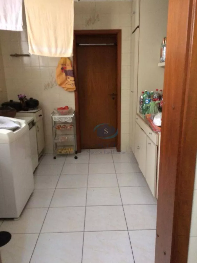 Apartamento à venda com 4 quartos, 300m² - Foto 9