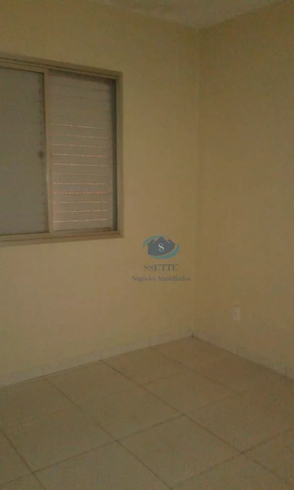 Apartamento à venda com 2 quartos, 48m² - Foto 2