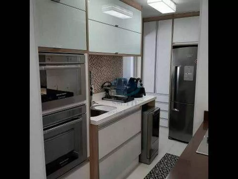 Apartamento à venda com 2 quartos, 72m² - Foto 9