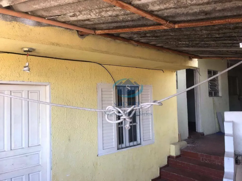 Casa, 6 quartos, 210 m² - Foto 3