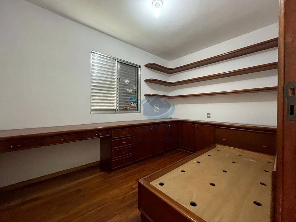 Sobrado à venda com 3 quartos, 150m² - Foto 2