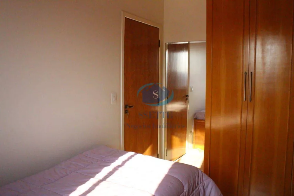 Apartamento à venda com 3 quartos, 121m² - Foto 2