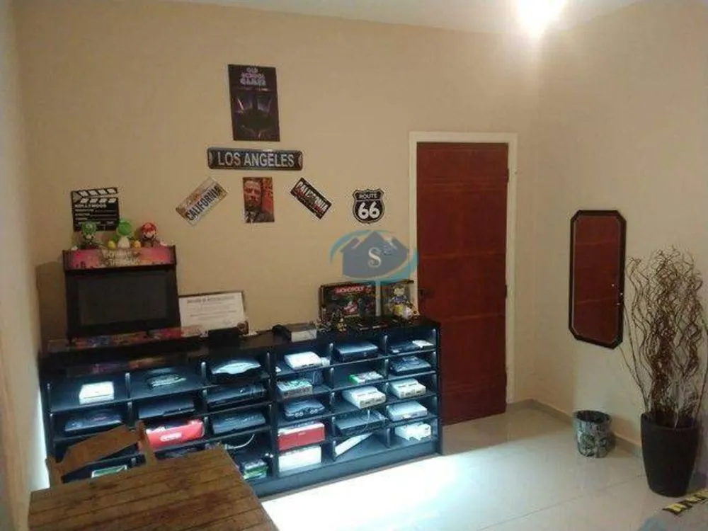 Sobrado, 3 quartos, 219 m² - Foto 2