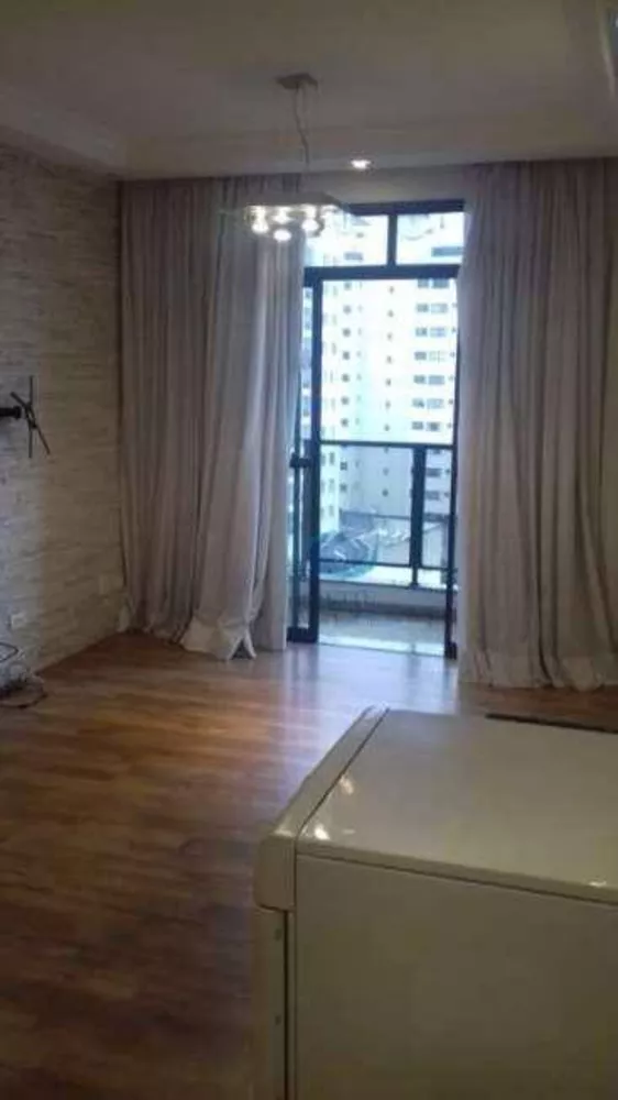 Apartamento à venda com 3 quartos, 102m² - Foto 1