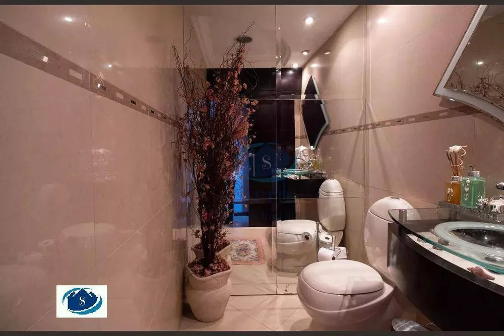 Apartamento, 3 quartos, 159 m² - Foto 1