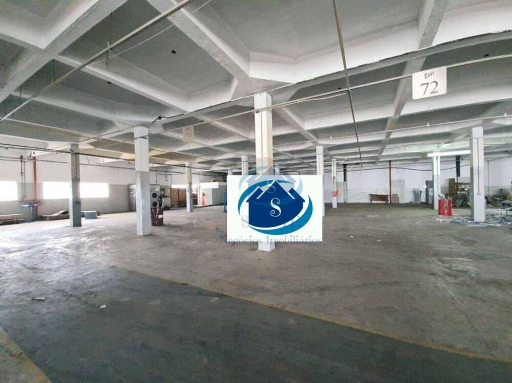 Depósito-Galpão, 2550 m² - Foto 1