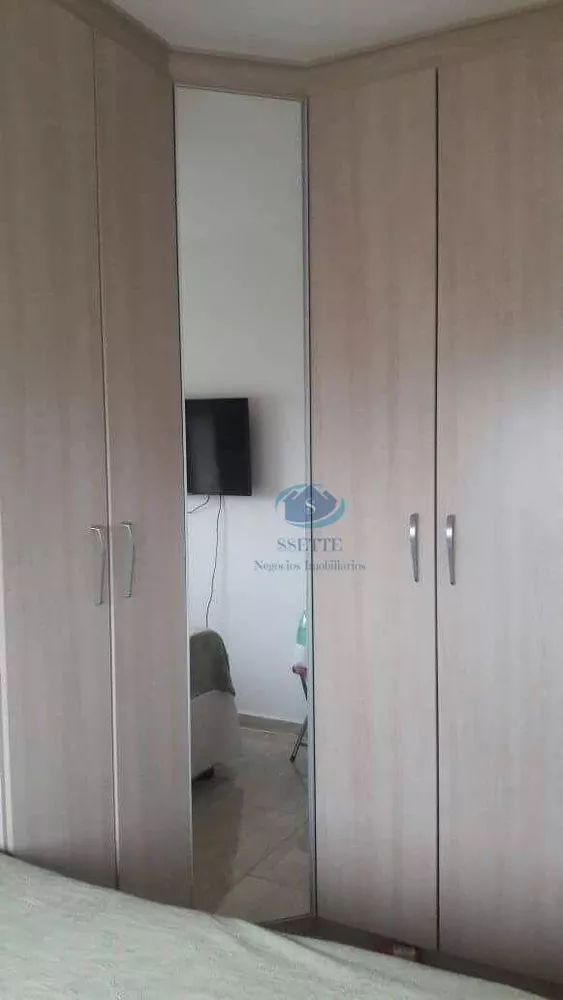 Apartamento à venda com 2 quartos, 65m² - Foto 2