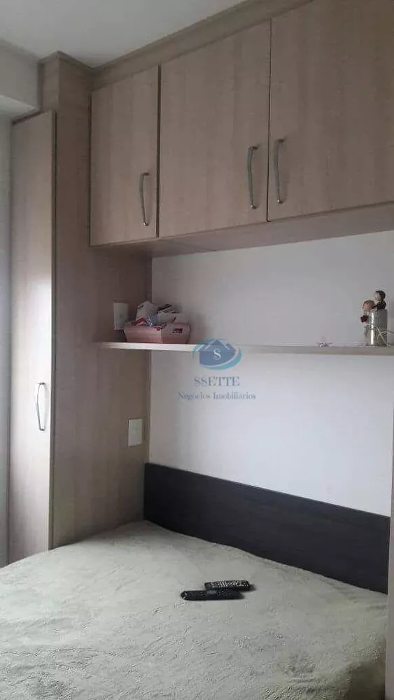 Apartamento à venda com 2 quartos, 65m² - Foto 3