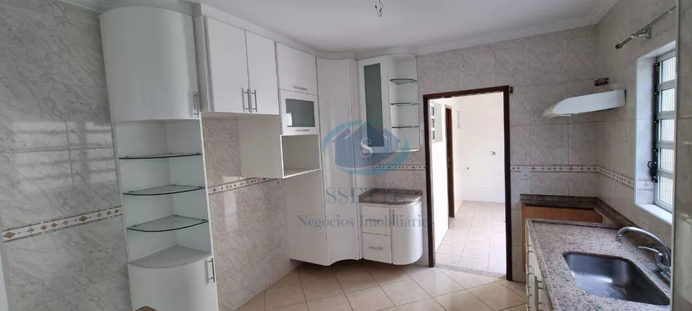 Sobrado à venda com 3 quartos, 200m² - Foto 6