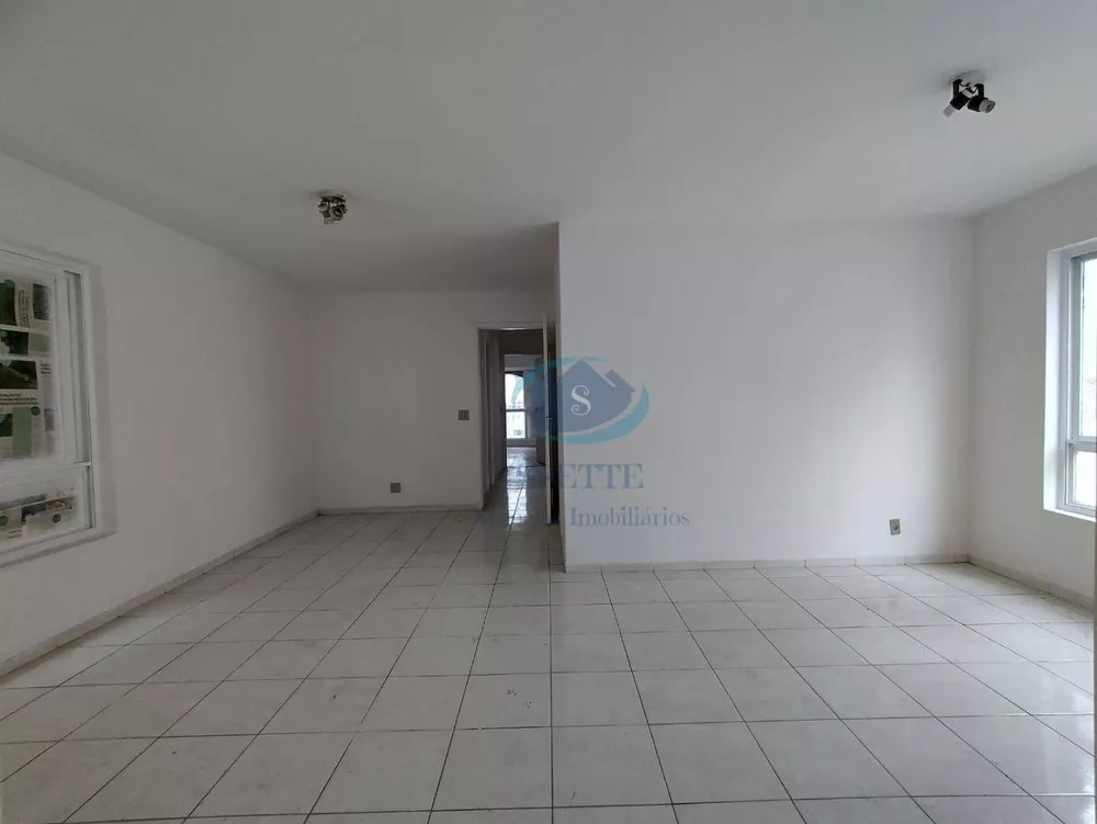 Apartamento para alugar com 3 quartos, 157m² - Foto 3