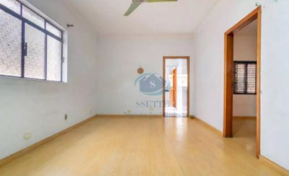 Casa à venda com 2 quartos, 120m² - Foto 2