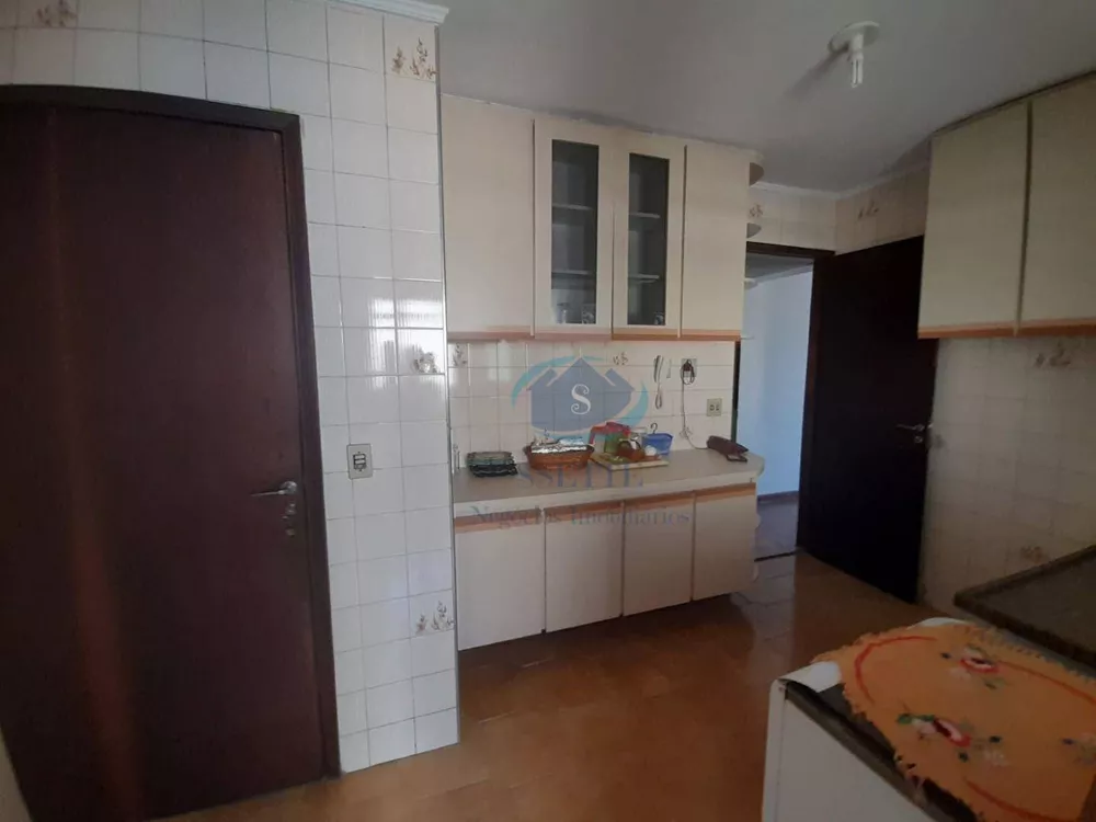 Apartamento à venda com 3 quartos, 90m² - Foto 8