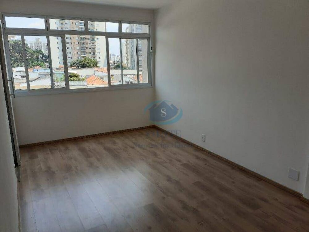 Apartamento à venda com 2 quartos, 70m² - Foto 1