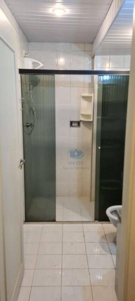 Apartamento à venda com 2 quartos, 70m² - Foto 5