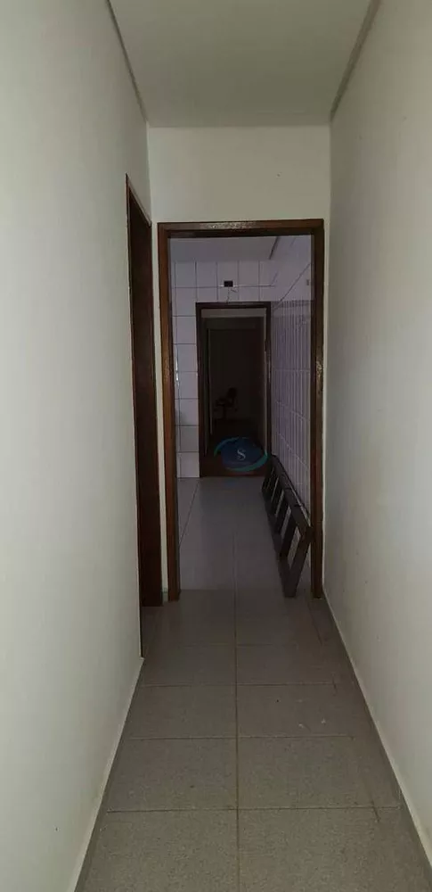 Casa à venda com 2 quartos, 144m² - Foto 11