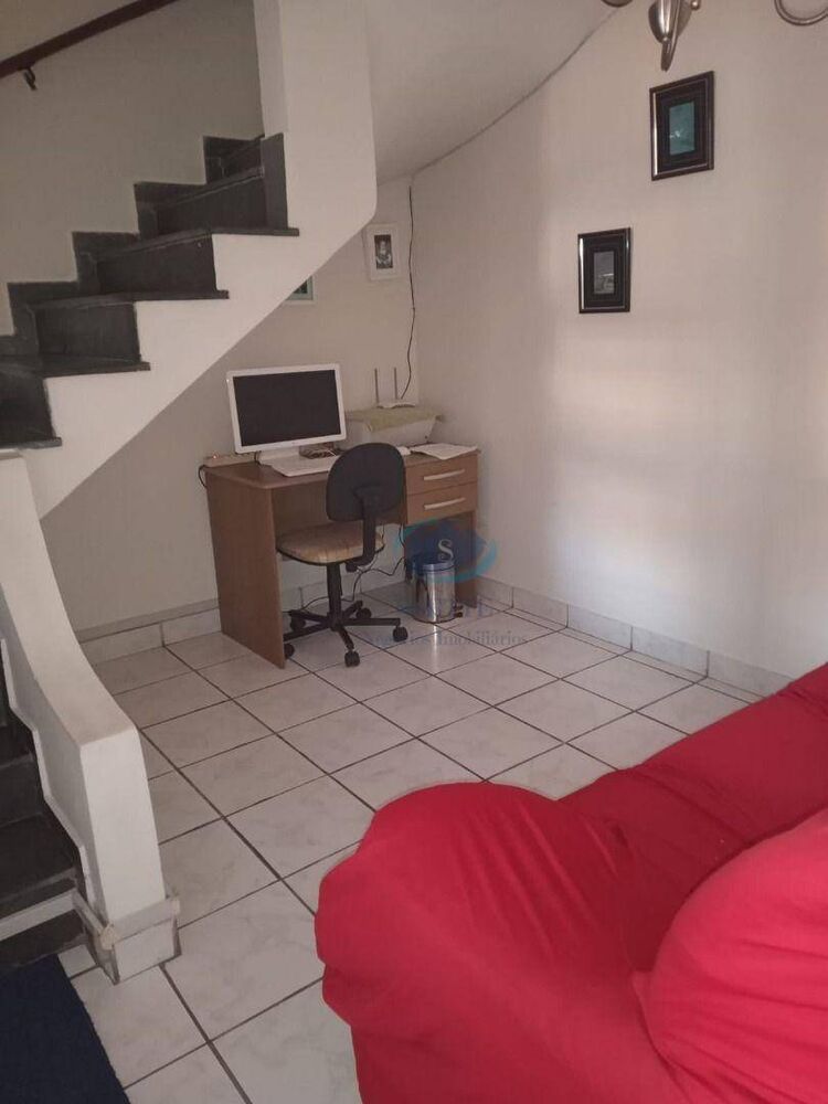 Sobrado à venda com 3 quartos, 134m² - Foto 3