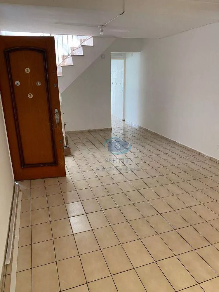 Sobrado para alugar com 3 quartos, 430m² - Foto 1