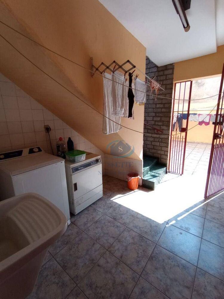 Sobrado, 3 quartos, 179 m² - Foto 1