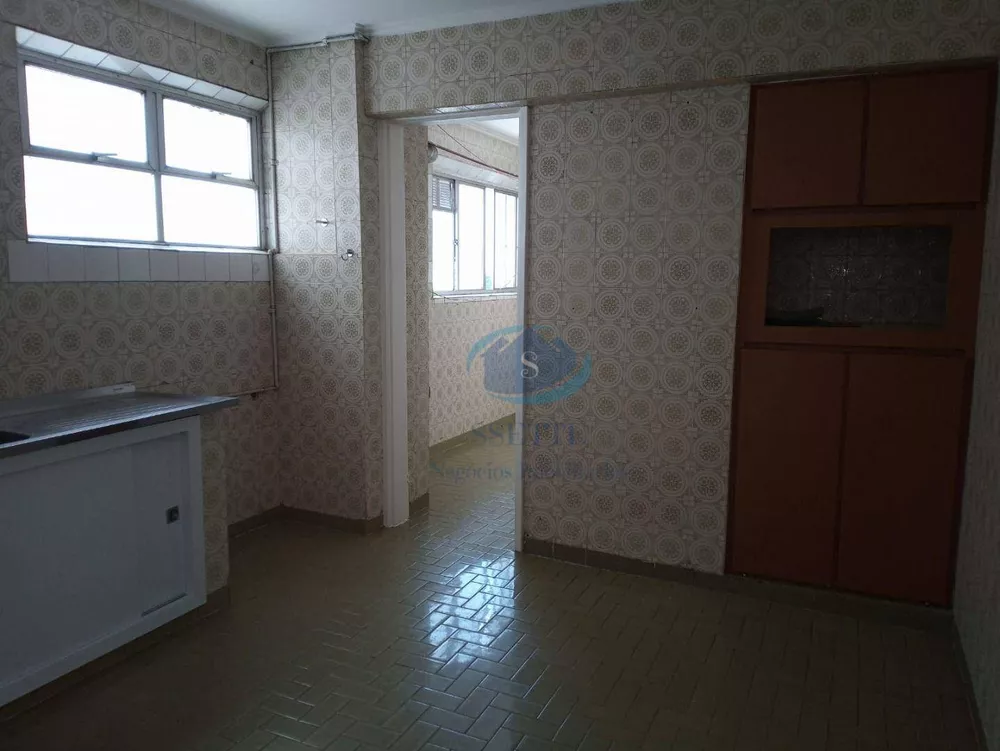 Apartamento à venda com 2 quartos, 82m² - Foto 2