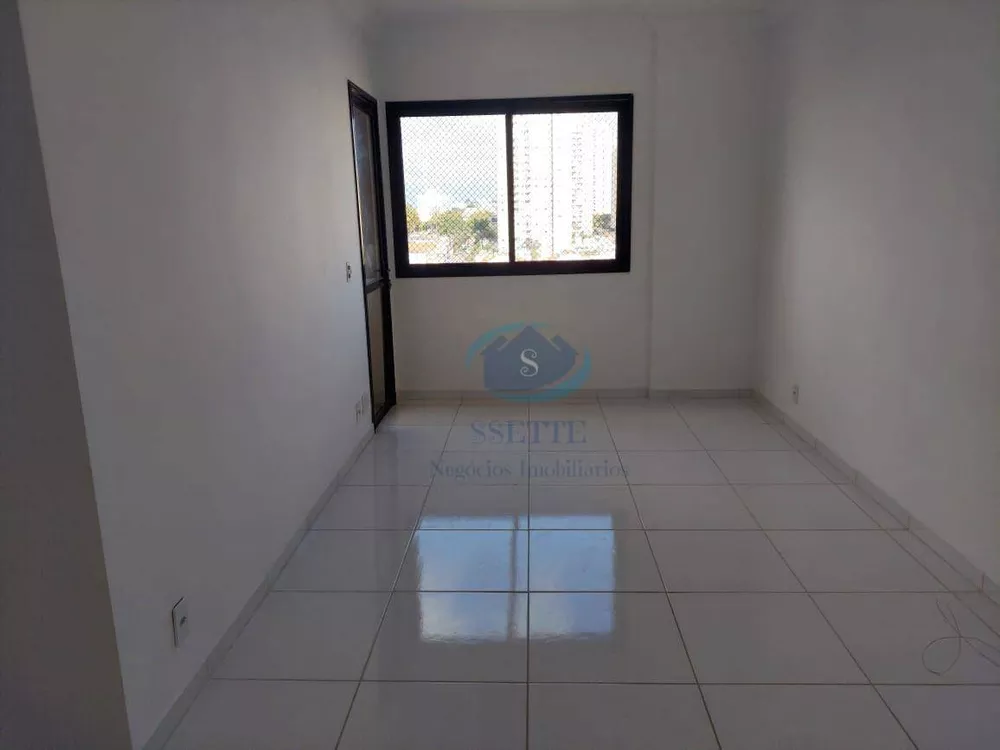 Apartamento à venda com 3 quartos, 72m² - Foto 3