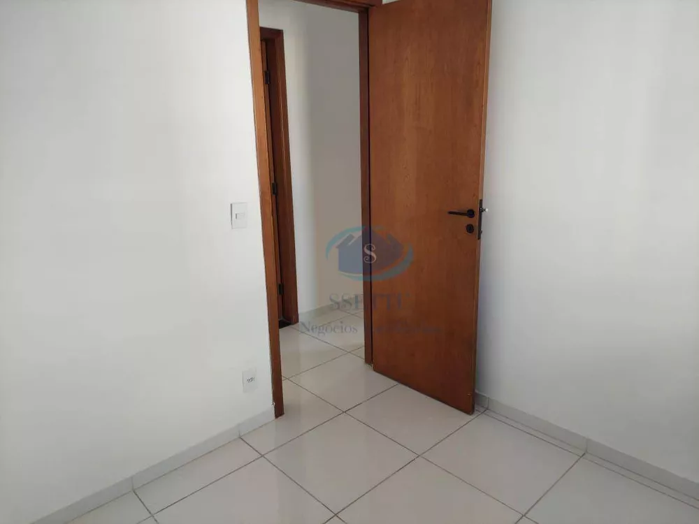 Apartamento à venda com 3 quartos, 72m² - Foto 7